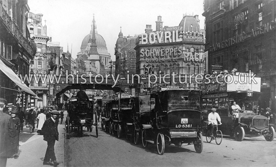 Fleet Street & Ludgate Circus, London, c.1914.